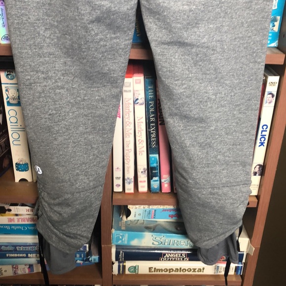 Lululemon Capri Ruched Drawstring Heather Gray Sz 4 Leggings - Picture 6 of 10